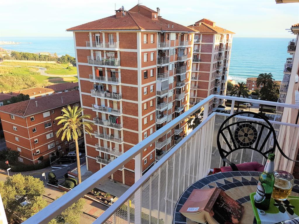 Helena Seaview & Beach-Apartment Монгат Экстерьер фото