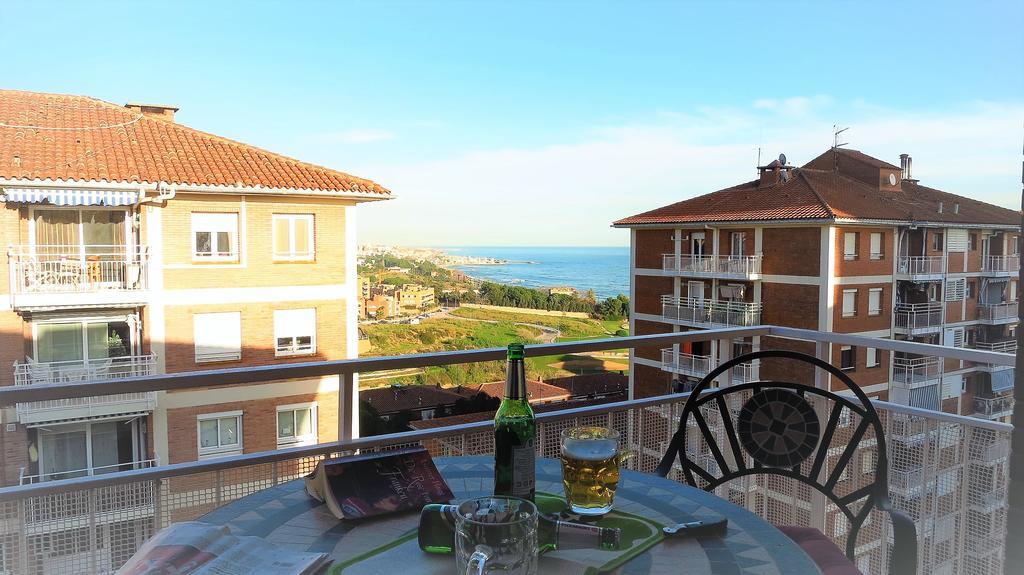 Helena Seaview & Beach-Apartment Монгат Экстерьер фото