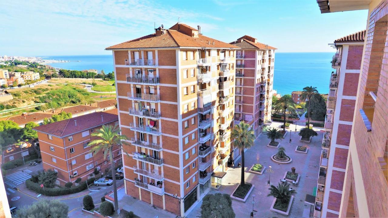 Helena Seaview & Beach-Apartment Монгат Экстерьер фото