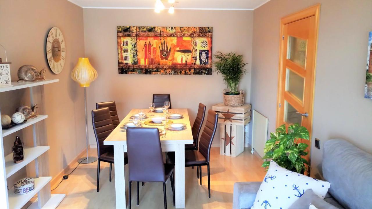 Helena Seaview & Beach-Apartment Монгат Экстерьер фото
