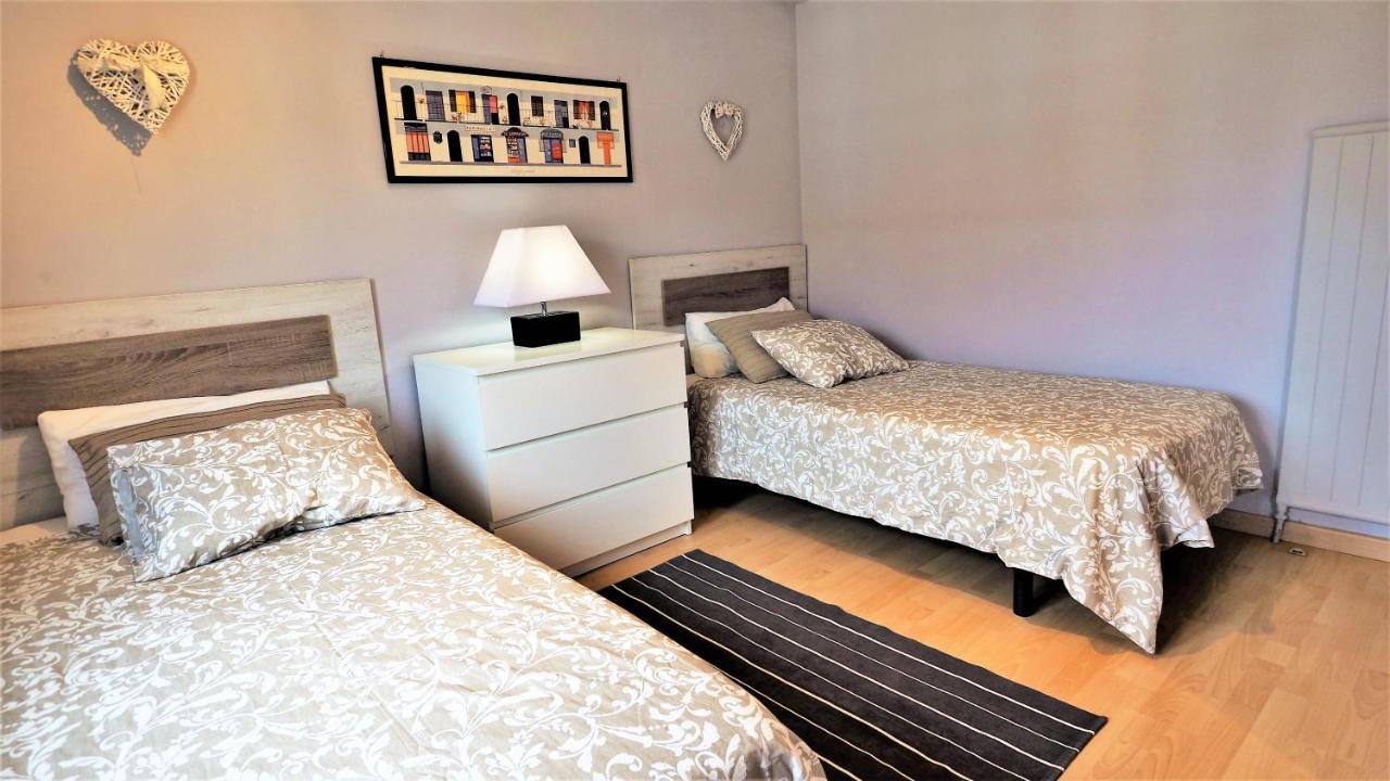 Helena Seaview & Beach-Apartment Монгат Экстерьер фото